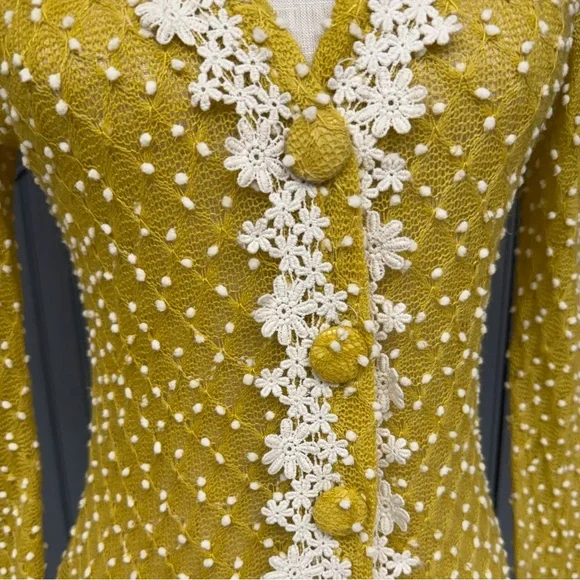 A’reve Mustard Yellow Lace Floral Ruffle Hem Cardigan Tunic Size Medium - Picture 7 of 11